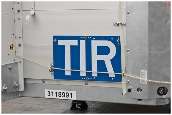 トラックのTIR：これはどういう意味ですか？ TIRによる商品の運送に関する規則